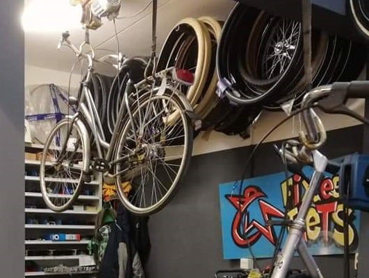 Koop je nieuwe fiets tweedehands, of laat je oude repareren